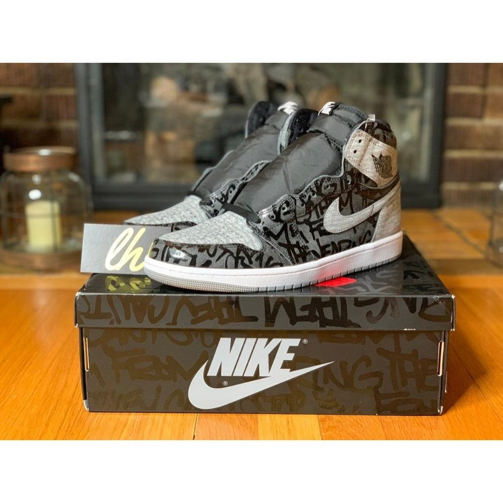 Sz 13 Air Jordan 1 Retro High "Rebellionaire" - Picture 2 of 6